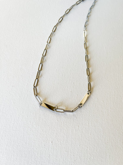 Paperclip Chain Mini Bar Necklace