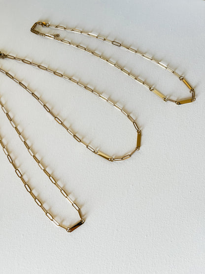 Paperclip Chain Mini Bar Necklace